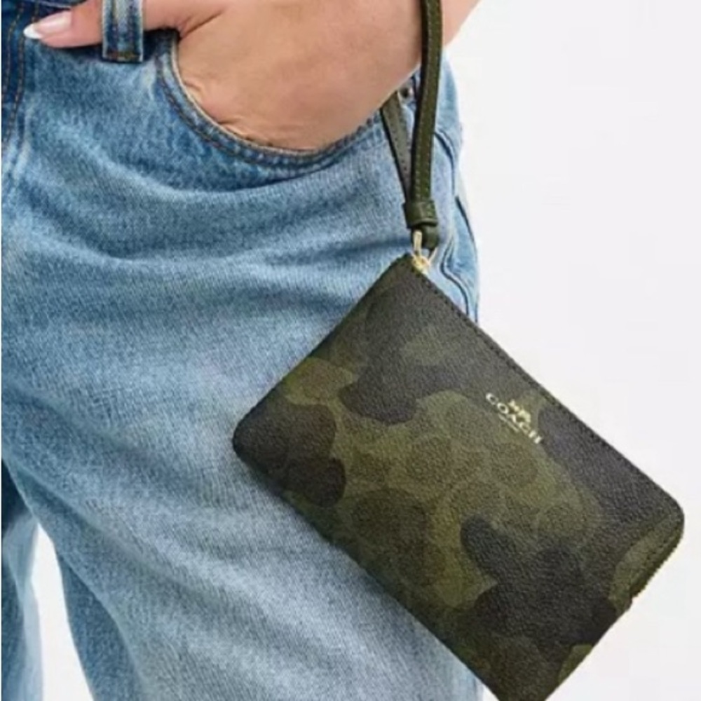 Coach Camo Corner Zip Wristlet